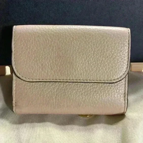 Chloe Mini Compact Wallet - Picture 3 of 9